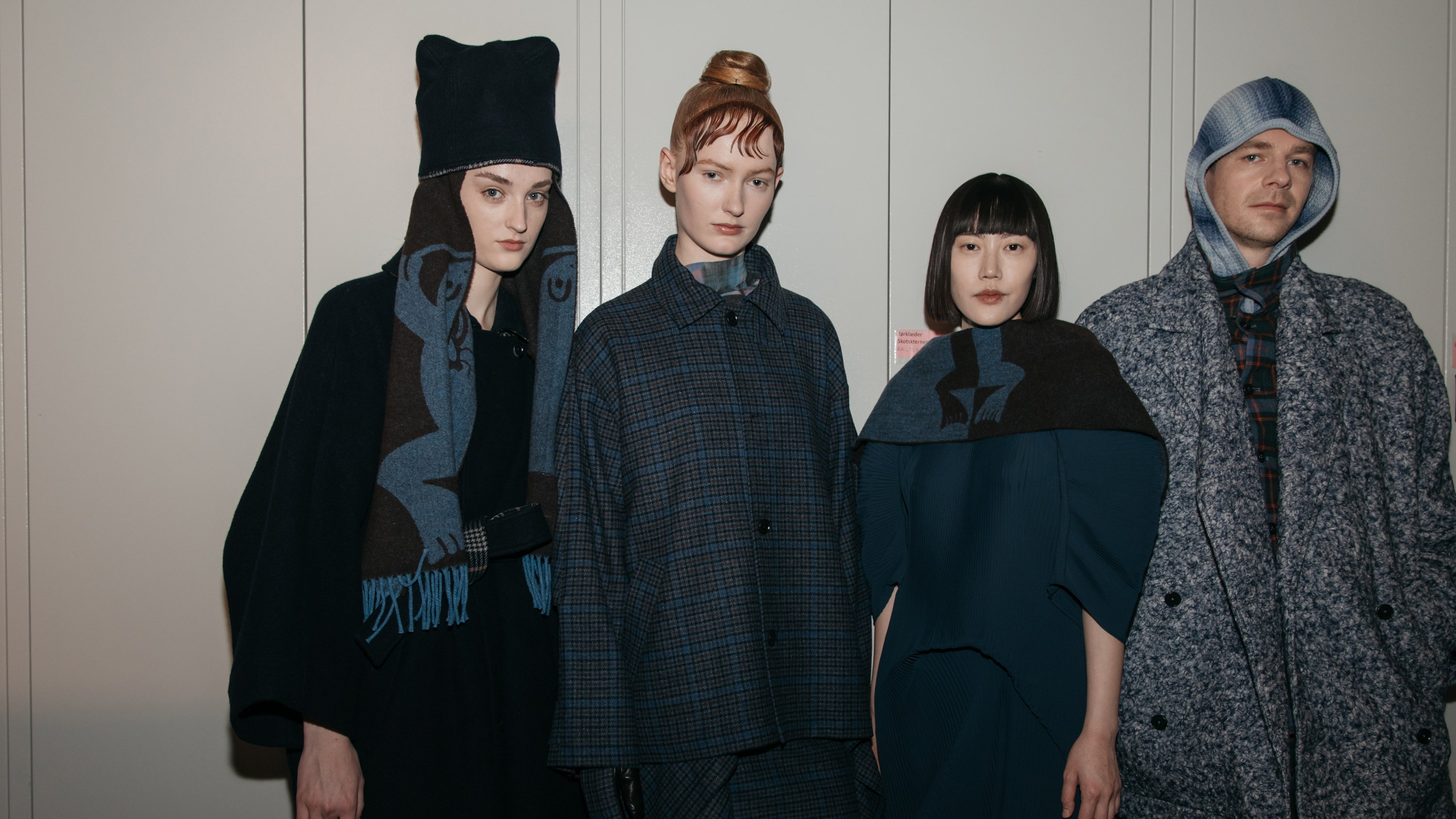 HENRIK VIBSKOV ニット帽 Henrik Vibskov's latest collection is an all-out tribute to the